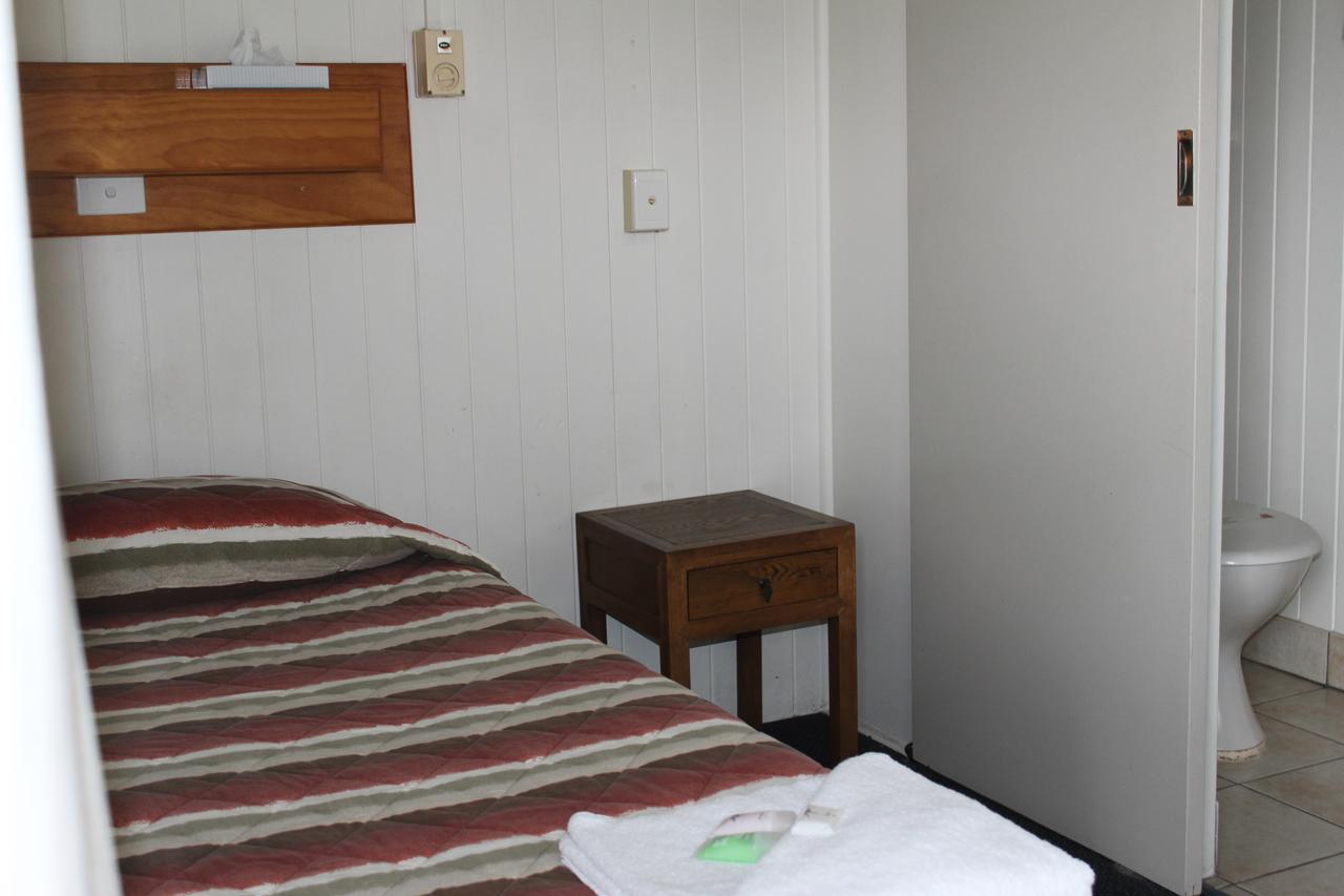 Miriam Vale Motel Quarto foto